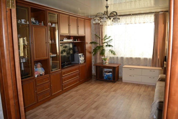 
   Продам 4-комнатную, 78.3 м², Добролюбова ул, 1

. Фото 6.