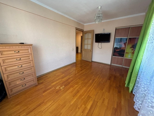 
   Продам 3-комнатную, 71.7 м², Ключевская ул, 37

. Фото 1.