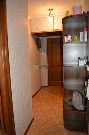 
   Продам 4-комнатную, 78.3 м², Добролюбова ул, 1

. Фото 2.