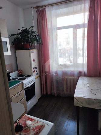 
   Продам 3-комнатную, 65.8 м², Октябрьская ул, 26

. Фото 4.