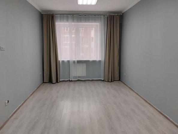 
   Продам 3-комнатную, 82 м², Ключевская ул, 70А

. Фото 1.