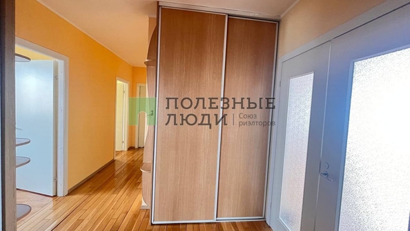 
   Продам 3-комнатную, 85.8 м², Бабушкина ул, 32

. Фото 4.