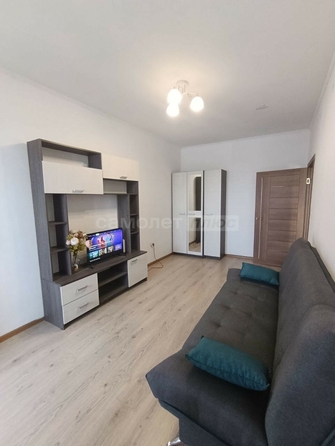 
  Продается 1-комн. квартира, 32 м², Борсоева ул, д. 77
. Фото 4.