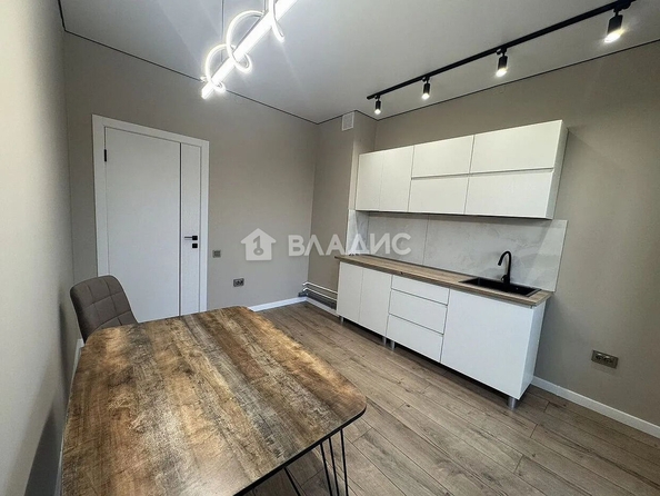 
  Продается 1-комн. квартира, 38.8 м², д. 2/4
. Фото 2.