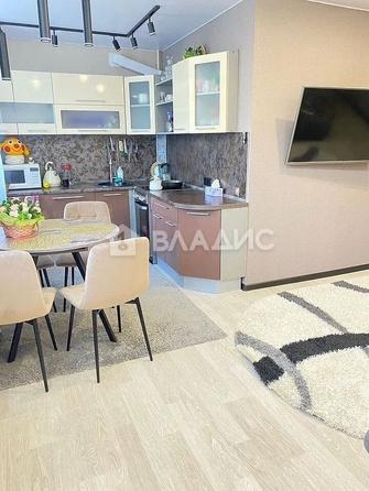 
  Продается 3-комн. квартира, 52 м², Октябрьская ул, д. 38
. Фото 4.