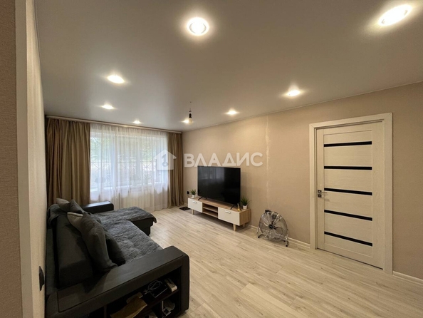 
  Продается 3-комн. квартира, 65 м², Тобольская ул, д. 63
. Фото 3.
