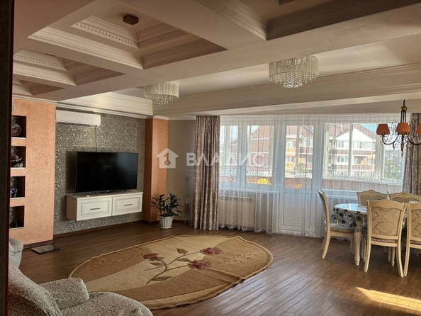 
  Продается 3-комн. квартира, 89.9 м², Тобольская ул, д. 163
. Фото 4.