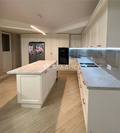 
  Продается 3-комн. квартира, 137.4 м², Геологическая ул, д. 28
. Фото 5.