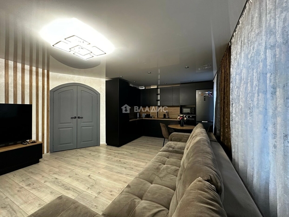 
  Продается 3-комн. квартира, 63.3 м², Строителей ул, д. 70Б
. Фото 4.