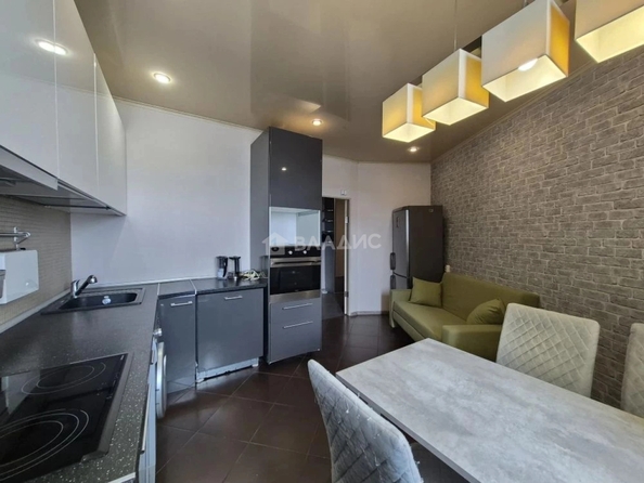 
  Продам 1-комн. квартиру 50.2 м². Фото 14.