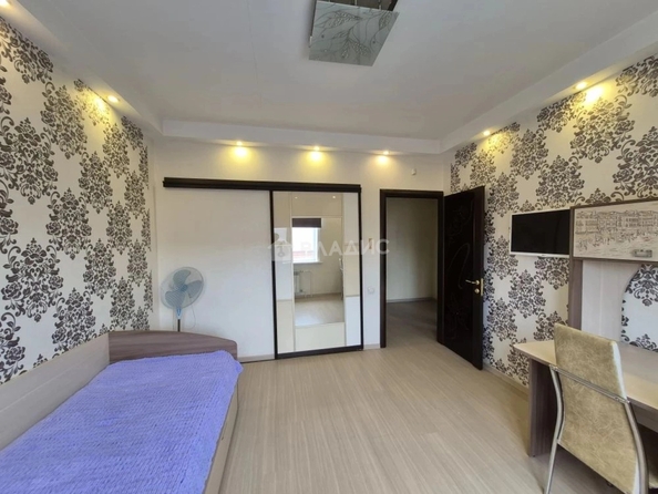 
  Продам 3-комн. квартиру 120.1 м². Фото 8.