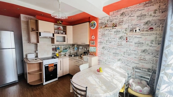 
  Продам 4-комн. квартиру 98.6 м². Фото 4.