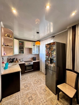 
  Продам 3-комн. квартиру 56.4 м². Фото 7.