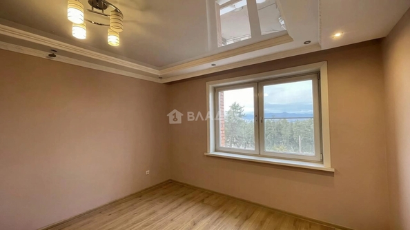 
  Продам 2-комн. квартиру 56.4 м². Фото 10.