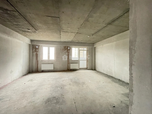 
  Продам 2-комн. квартиру 61.7 м², в ЖК СМИТ 105 квартал, дом 1. Фото 2.