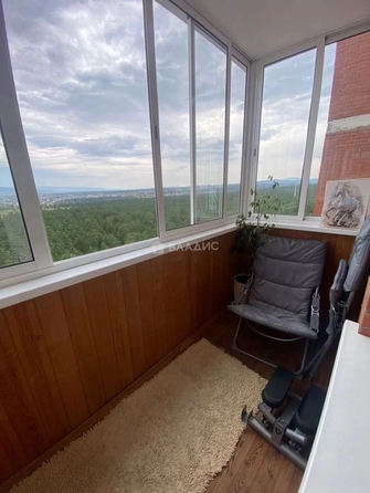 
  Продам 3-комн. квартиру 56.9 м². Фото 18.