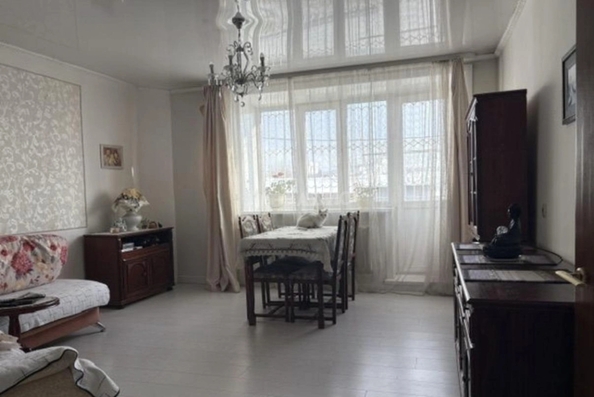 
  Продам 3-комн. квартиру 69.8 м². Фото 1.