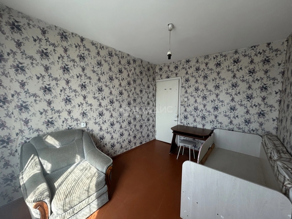 
  Продам 2-комн. квартиру 47.8 м². Фото 17.