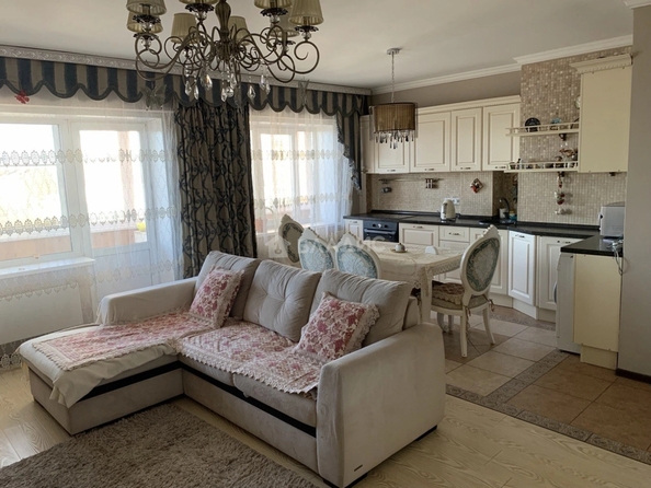 
  Продам 3-комн. квартира 74.2 м². Фото 1.