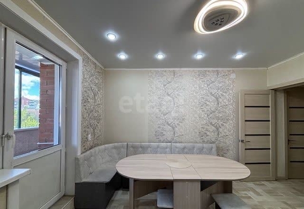
  Продается 2-комн. квартира 66.5 м², в ЖК Изумрудный, 3 очередь. Фото 10.