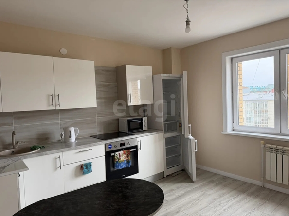 
  Продается 2-комн. квартира 66.8 м², в ЖК Изумрудный, 3 очередь. Фото 3.