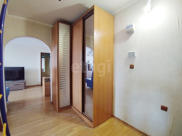 
  Продается 3-комн. квартира 60.8 м². Фото 1.