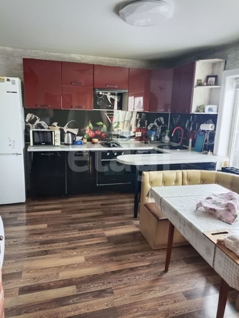 
  Продается 4-комн. квартира 37.9 м². Фото 1.
