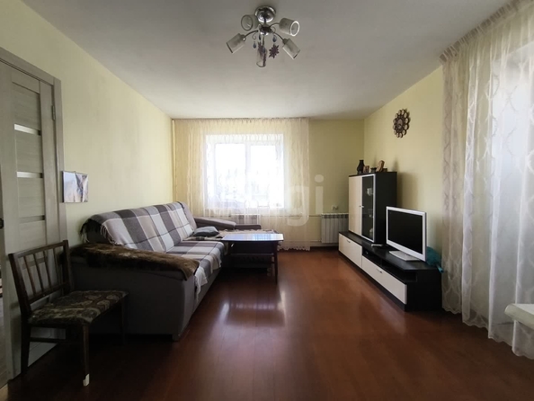 
  Продается 4-комн. квартира 70.6 м². Фото 1.