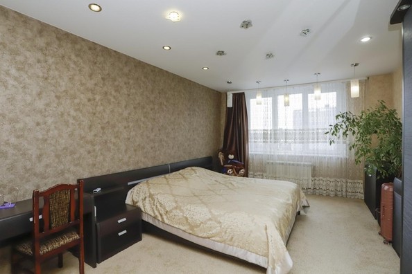 
   Продам 3-комнатную, 108.5 м², Маршала Жукова пр-кт, 11/4

. Фото 9.