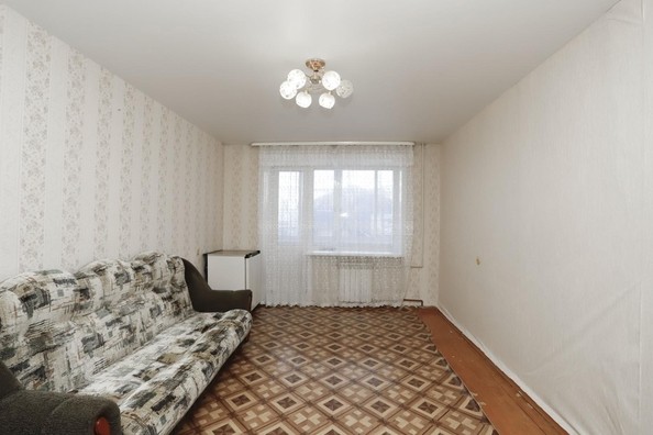 
   Продам 2-комнатную, 45.3 м², Ленинградская ул, 17

. Фото 2.