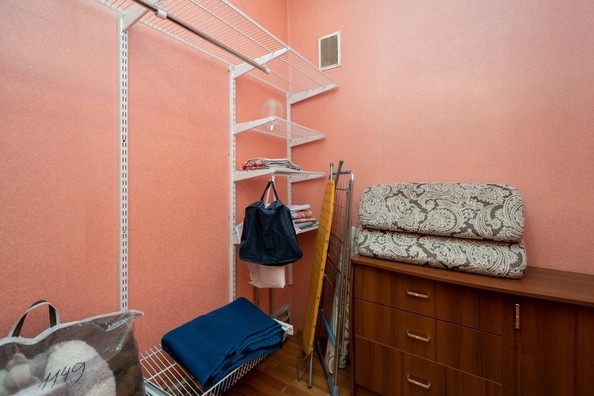 
   Продам 2-комнатную, 68 м², Первомайский мкр, 33/6

. Фото 2.