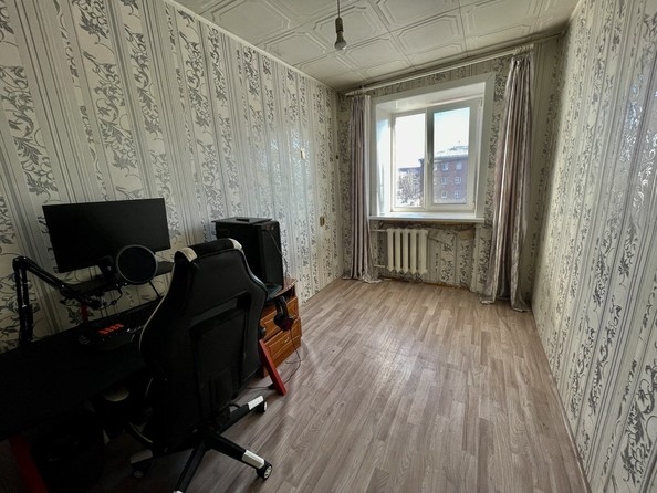 
   Продам 2-комнатную, 42 м², Иосифа Уткина ул, 6

. Фото 4.