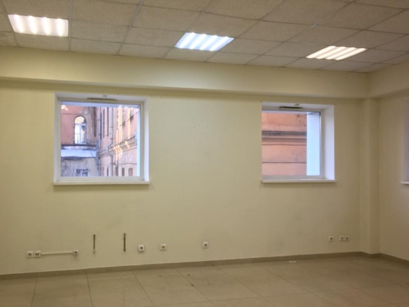 
   Сдам помещение свободного назначения, 35 м², Свердлова ул, 23А

. Фото 5.