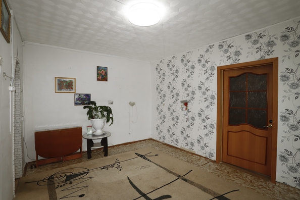 
   Продам 2-комнатную, 38.3 м², Севастопольская ул, 143

. Фото 5.