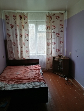 
   Продам 4-комнатную, 61 м², Ленина ул, 12

. Фото 2.