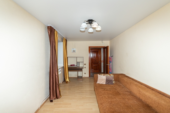 
   Продам 2-комнатную, 61 м², Байкальская ул, 244/1

. Фото 17.