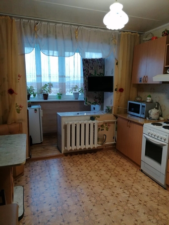 
   Продам 2-комнатную, 53 м², Ленина ул, 5в

. Фото 3.