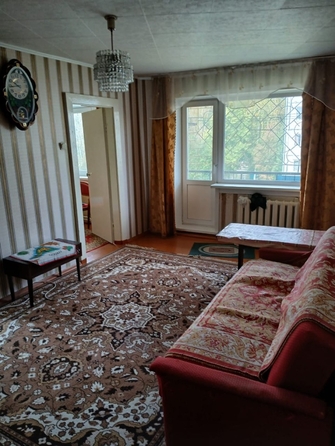 
   Продам 4-комнатную, 61.6 м², Чайковского ул, 3

. Фото 1.