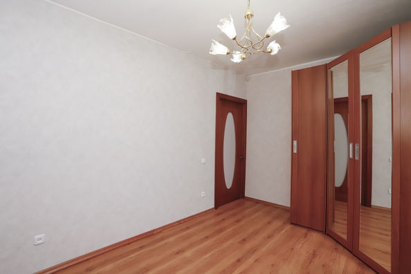 
   Продам 4-комнатную, 87 м², Байкальская ул, 310А

. Фото 10.