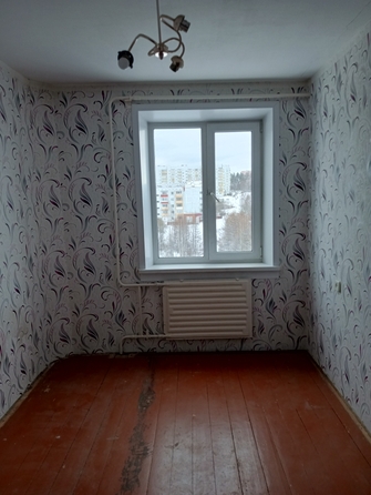 
   Продам 4-комнатную, 71.2 м², Карла Маркса ул, 43

. Фото 4.