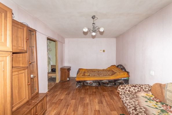 
   Продам 2-комнатную, 42 м², 1-й мкр, 29

. Фото 2.