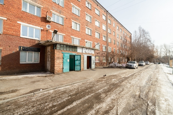 
   Продам 1-комнатную, 19.1 м², Байкальская ул, 237

. Фото 8.