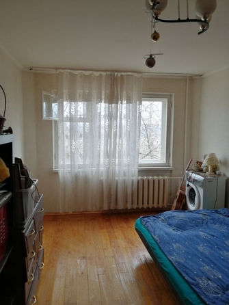 
   Продам 3-комнатную, 64 м², Наймушина ул, 8

. Фото 3.