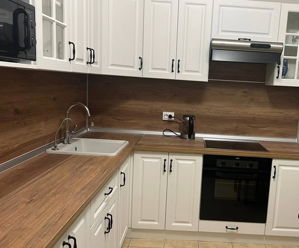 
  Сдам в аренду 2-комнатную квартиру, 41 м², Иркутск

. Фото 1.