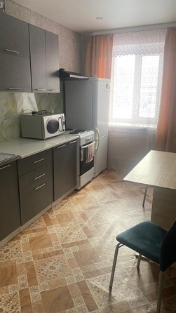 
  Сдается 3-комн. квартира, 59.3 м², Нефтяников ул
. Фото 1.