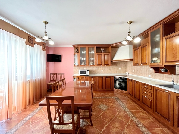 
  Продается таунхаус, 336.8 м², Иркутск
. Фото 2.