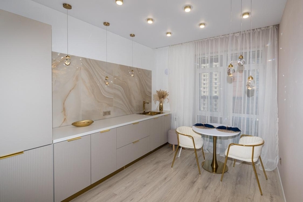 
  Продается 1-комн. квартира, 38 м², ЖК Сибиряков, блок-секция 3
. Фото 1.