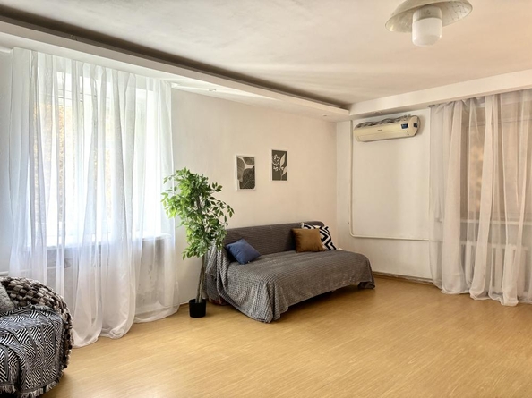 
  Продается 2-комн. квартира, 41.4 м², Розы Люксембург ул, д. 154
. Фото 3.