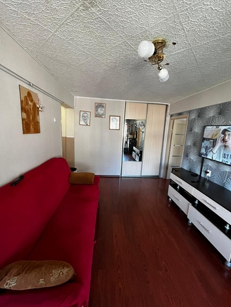 
  Продается 3-комн. квартира, 49 м², 6 мкр, д. 6
. Фото 4.