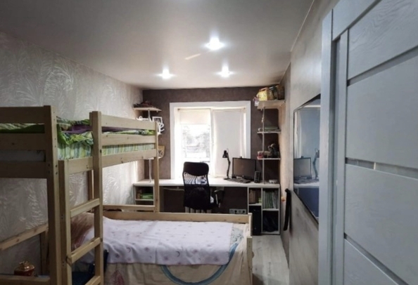 
  Продается 3-комн. квартира, 59 м², 207/210 кв-л, д. 6
. Фото 3.